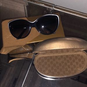 🚫sold🚫 GUCCI cateye sunglasses black